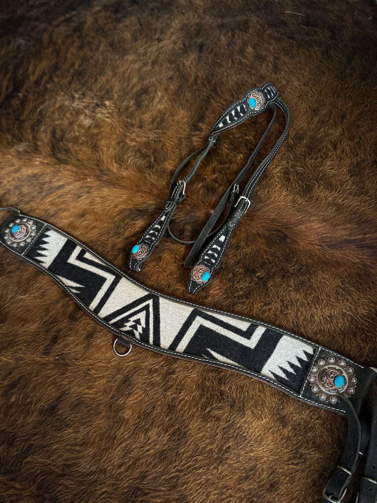 Tripping Collar tack set made with Genuine Pendleton wool
