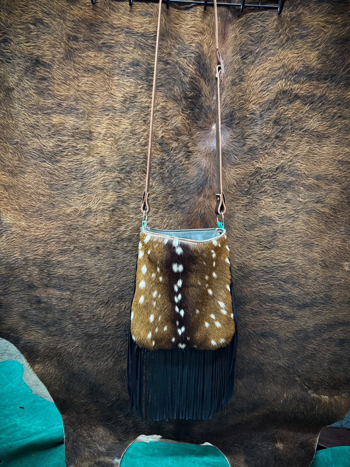 Axis hide purse